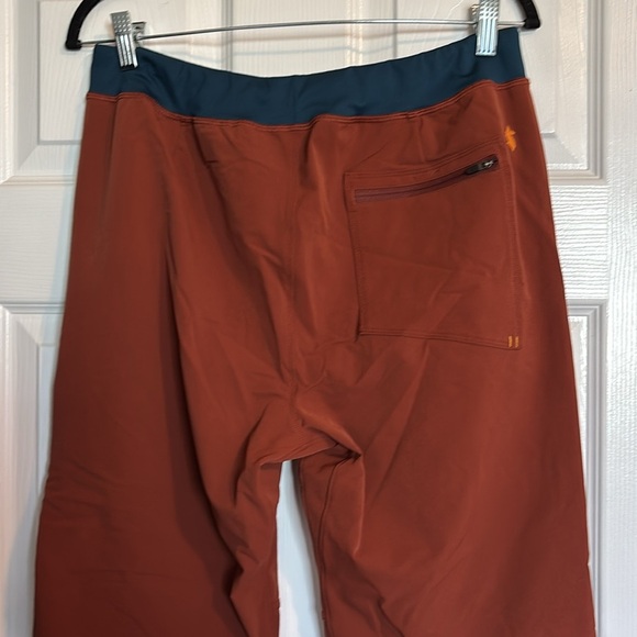 Cotopaxi men’s rust color tapered leg jogger pants size medium - Picture 7 of 11